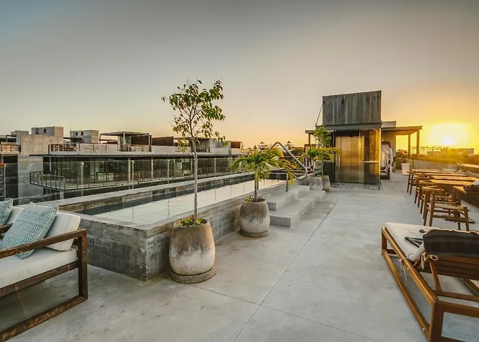 Luxury 2br Penthouse Private Pool Cenote Pensión Tulum